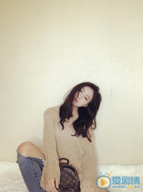 朱丽岚生活照 朱丽岚高清写真_朱丽岚高清剧照