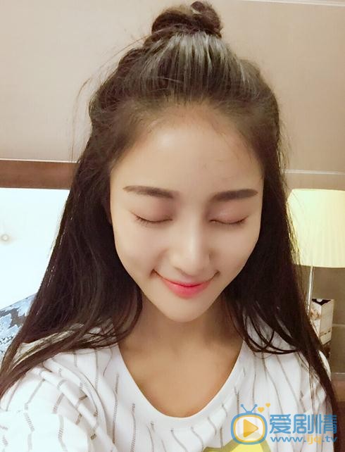 朱丽岚生活照 朱丽岚高清写真_朱丽岚高清剧照