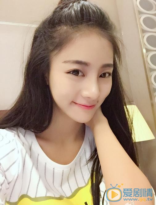 朱丽岚生活照 朱丽岚高清写真_朱丽岚高清剧照