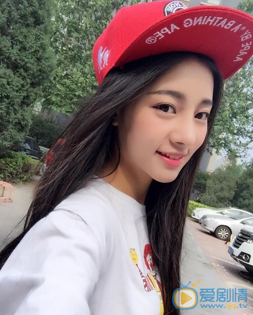 朱丽岚生活照 朱丽岚高清写真_朱丽岚高清剧照