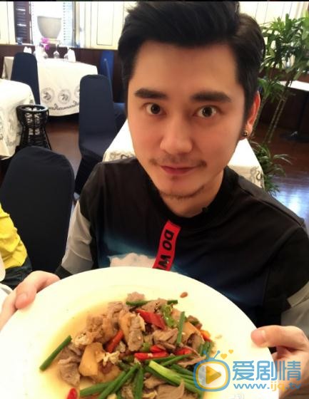 钱枫生活照 钱枫高清写真_钱枫高清剧照
