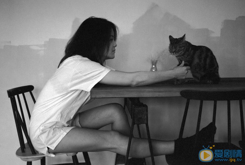 王玥兮黑白照片 王玥兮高清写真_王玥兮高清剧照