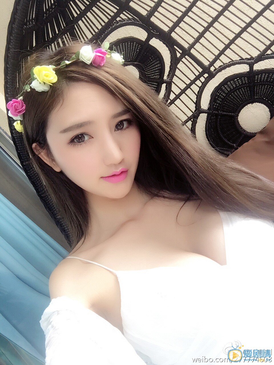 王明明俏丽写真 王明明高清写真_王明明高清剧照
