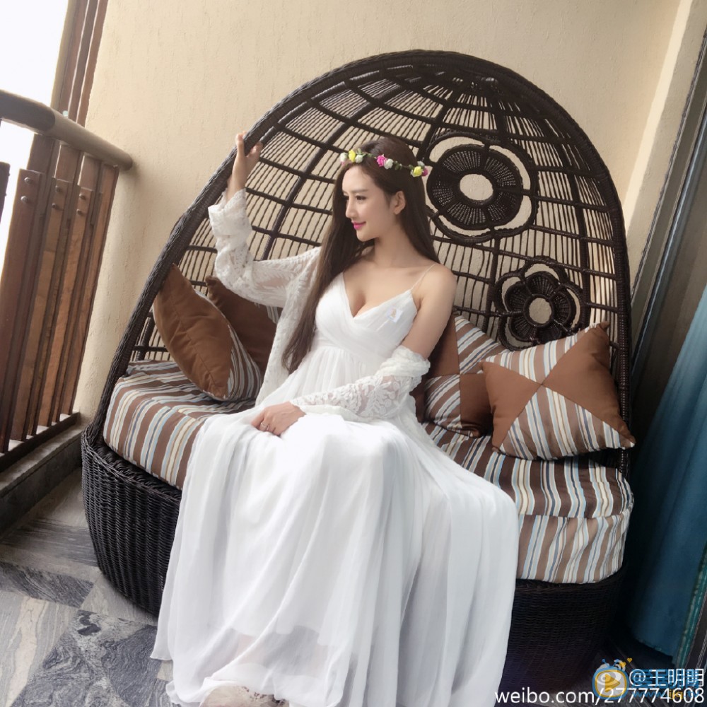 王明明俏丽写真 王明明俏丽写真