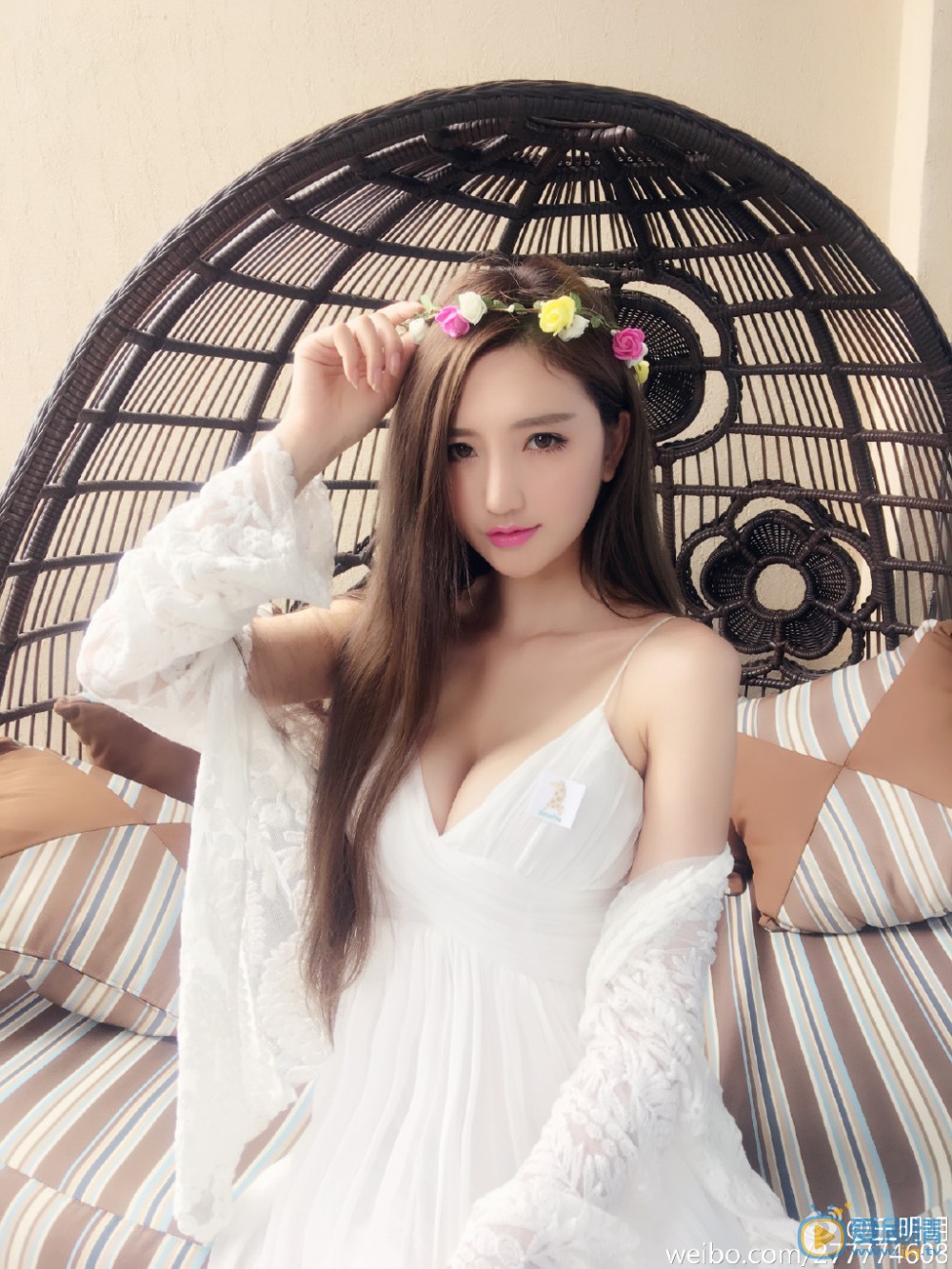 王明明俏丽写真 王明明高清写真_王明明高清剧照