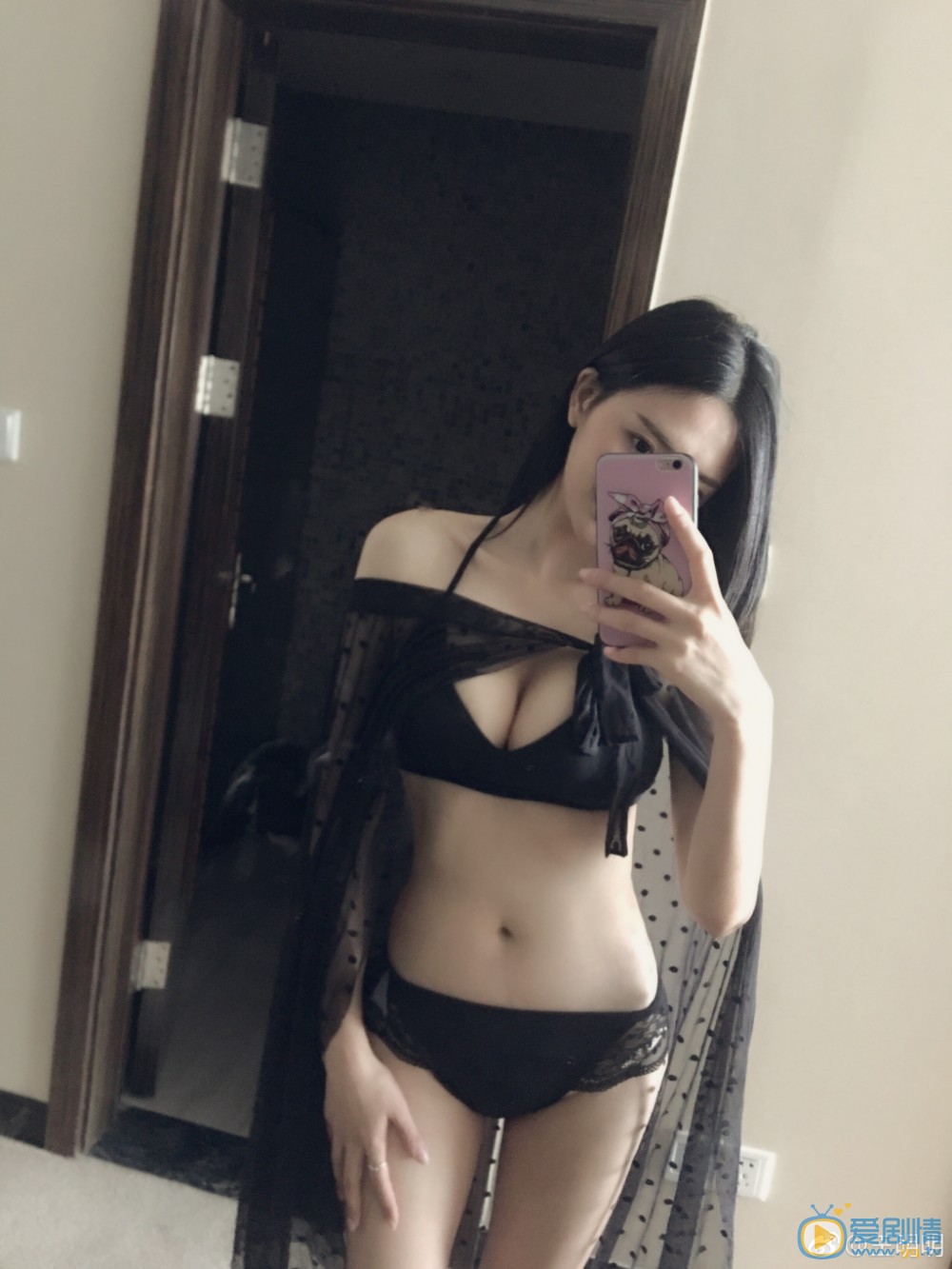 王明明泳装照写真 王明明高清写真_王明明高清剧照