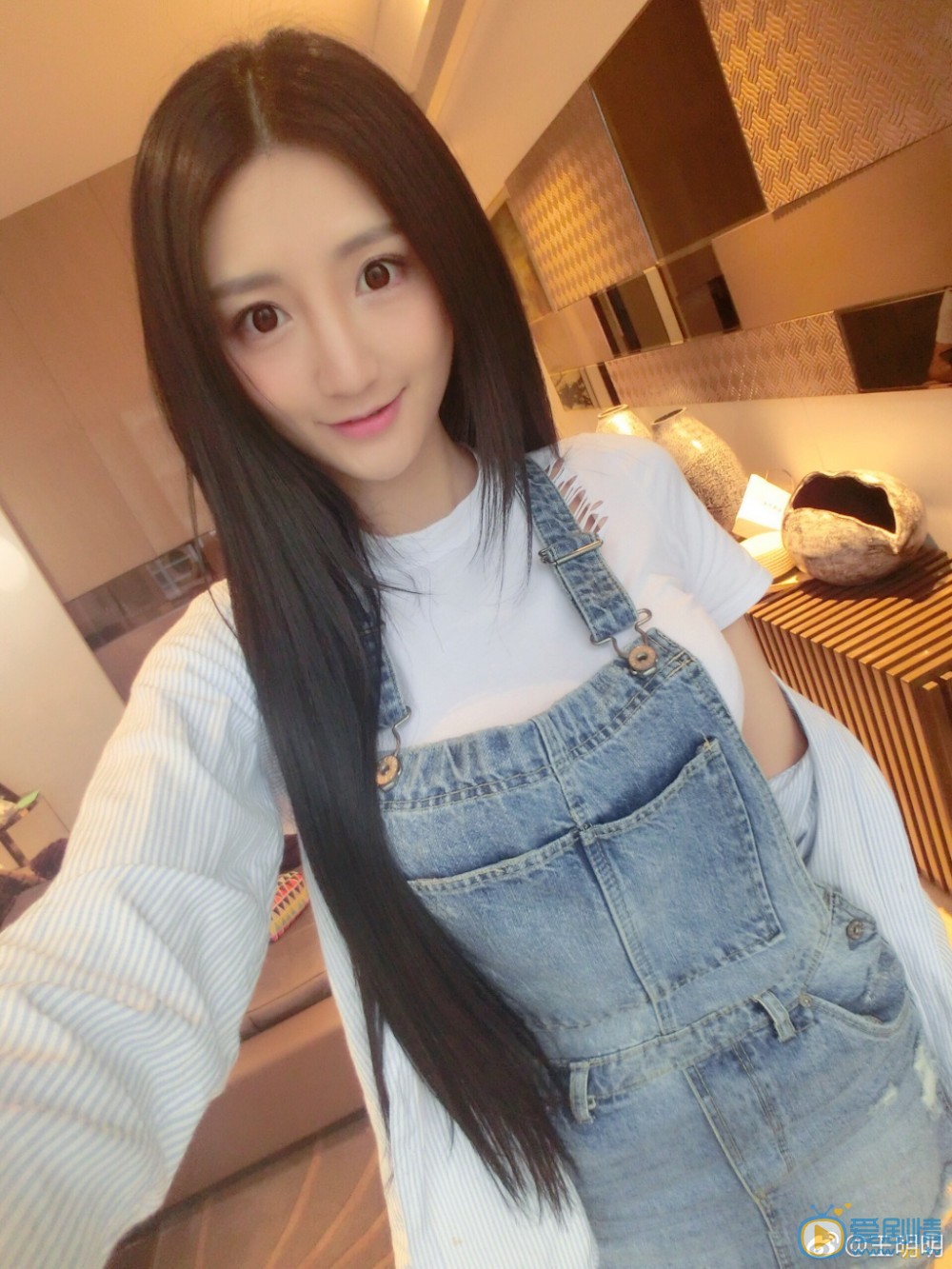 王明明生活照写真 王明明高清写真_王明明高清剧照