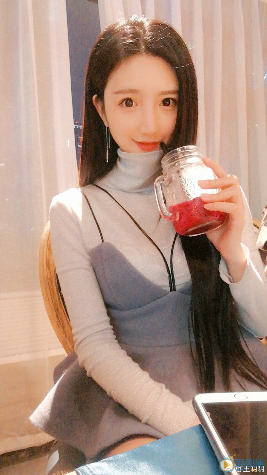 王明明清纯写真 王明明高清写真_王明明高清剧照