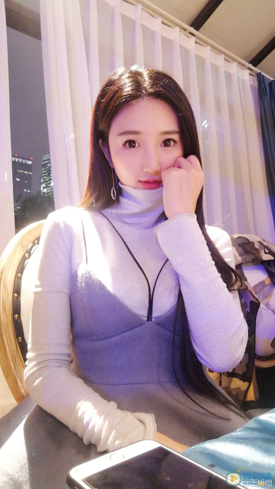 王明明清纯写真 王明明高清写真_王明明高清剧照
