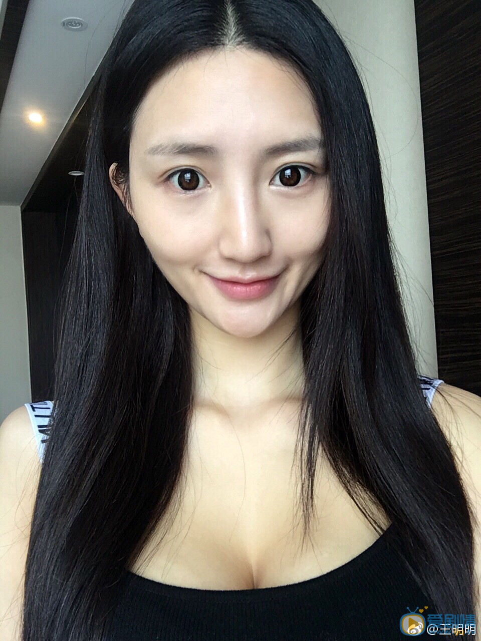 王明明清纯写真 王明明高清写真_王明明高清剧照