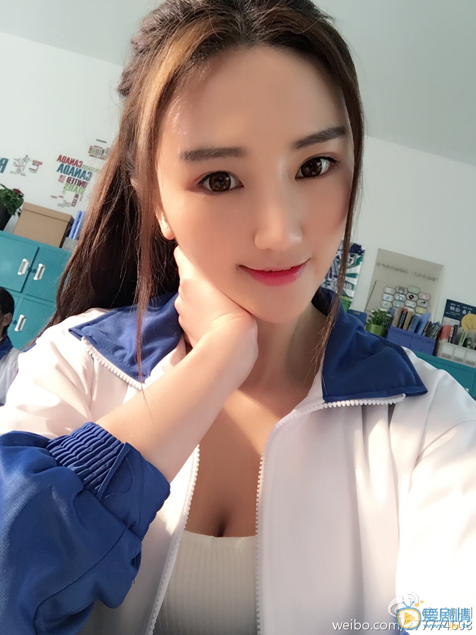 王明明生活照写真 王明明高清写真_王明明高清剧照