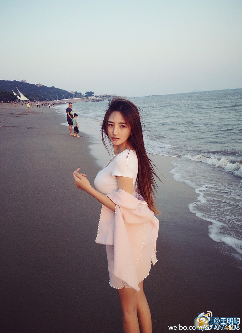 王明明清纯写真 王明明高清写真_王明明高清剧照