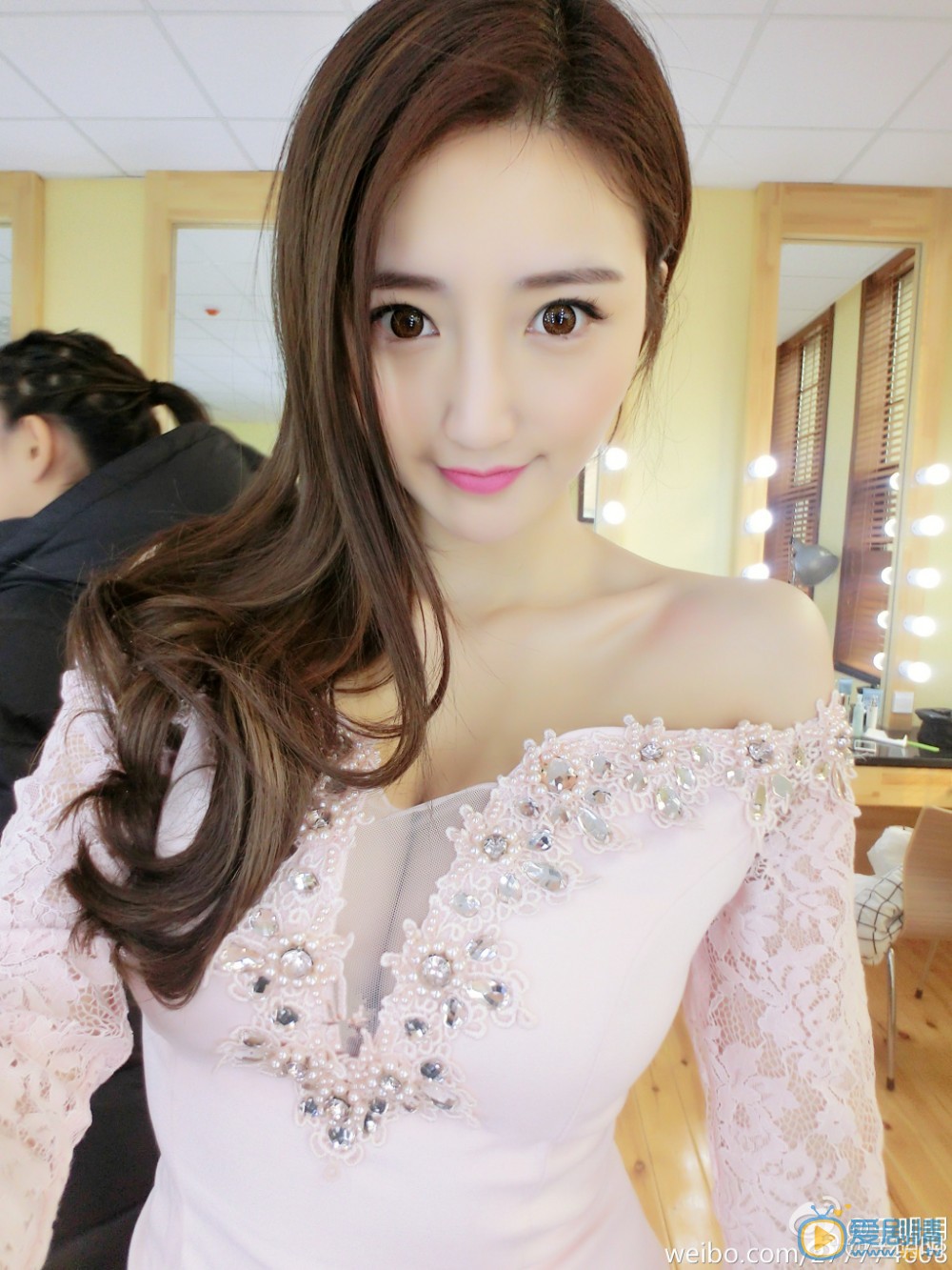 王明明可爱写真 王明明高清写真_王明明高清剧照