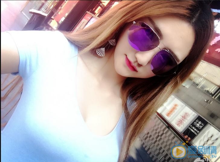 王明明生活照写真 王明明高清写真_王明明高清剧照