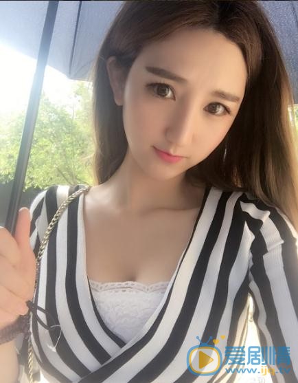 王明明生活照写真 王明明高清写真_王明明高清剧照