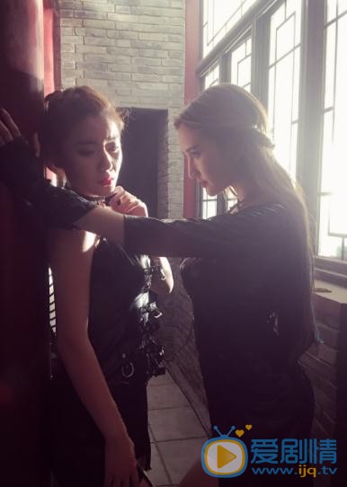 王明明片场照写真 王明明高清写真_王明明高清剧照