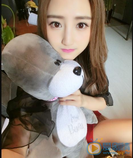 王明明片场照写真 王明明高清写真_王明明高清剧照