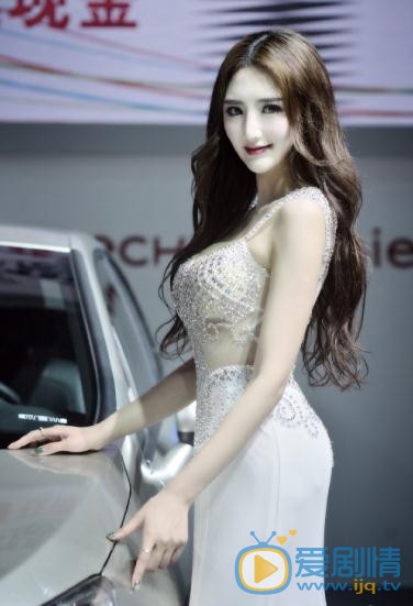 王明明车展照写真 王明明高清写真_王明明高清剧照