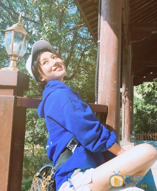 景瓷街拍写真 景瓷高清写真_景瓷高清剧照