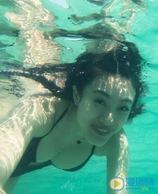 端木崇慧海边照 端木崇慧高清写真_端木崇慧高清剧照