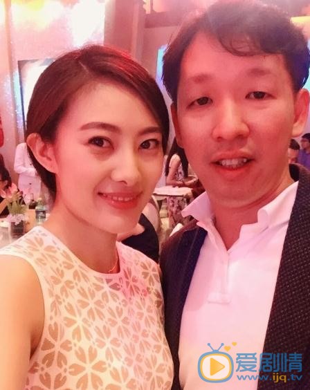 端木崇慧与人合照 端木崇慧高清写真_端木崇慧高清剧照