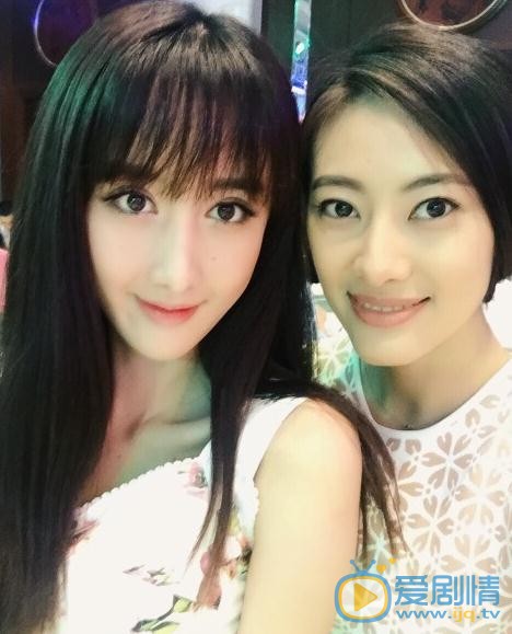 端木崇慧与人合照 端木崇慧高清写真_端木崇慧高清剧照