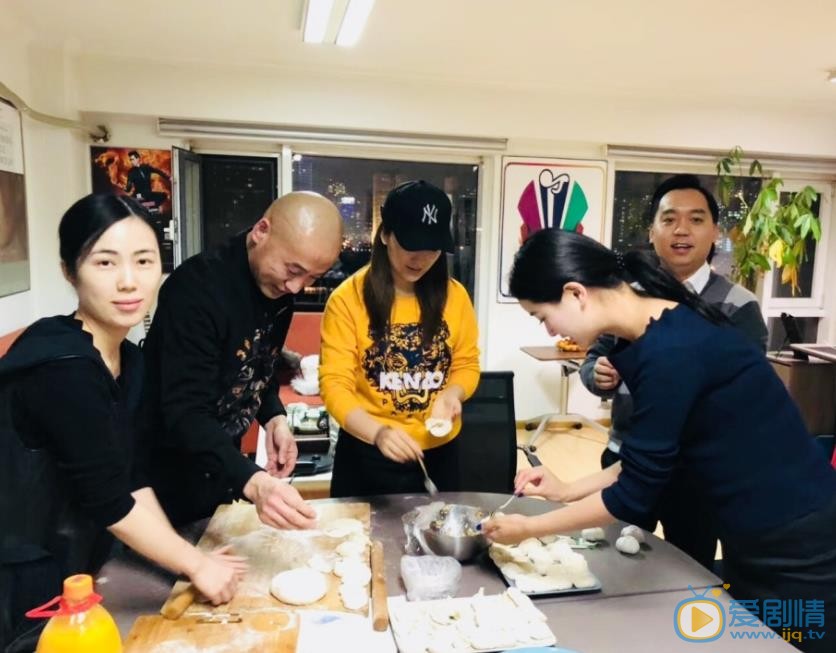 龙梅子生活照 龙梅子高清写真_龙梅子高清剧照