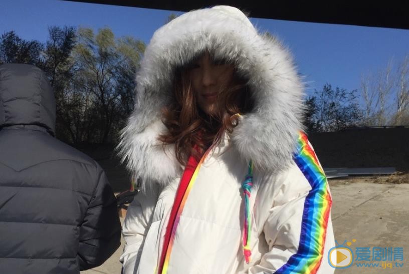 龙梅子生活照 龙梅子高清写真_龙梅子高清剧照