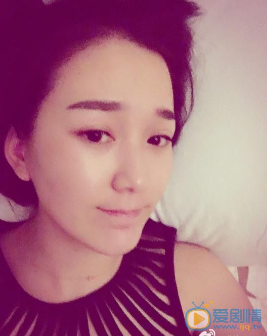 龙梅子生活照 龙梅子高清写真_龙梅子高清剧照