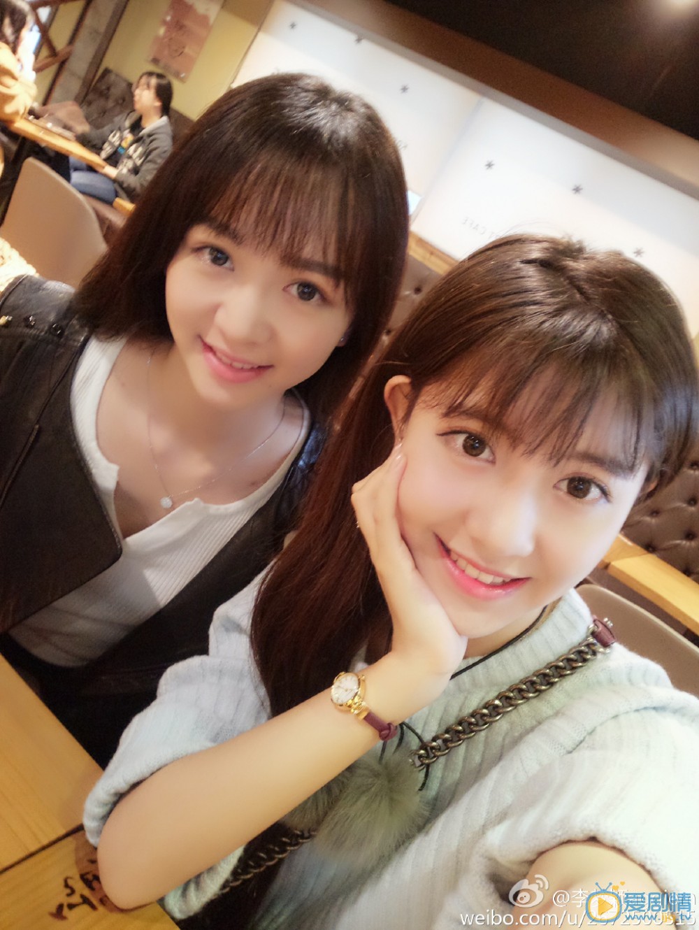 李梦颖家人合照写真 李梦颖高清写真_李梦颖高清剧照