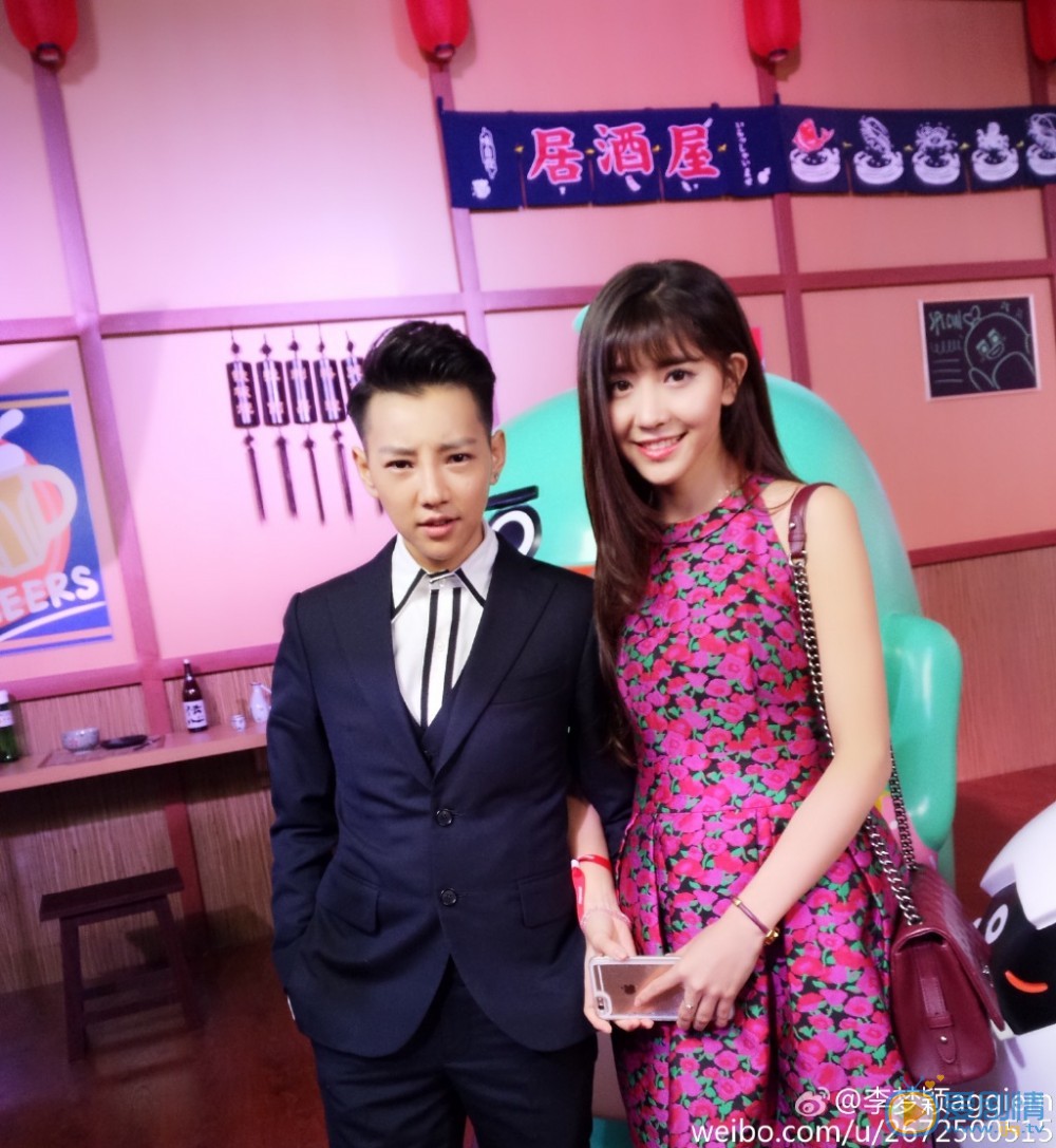 李梦颖参加活动写真 李梦颖高清写真_李梦颖高清剧照