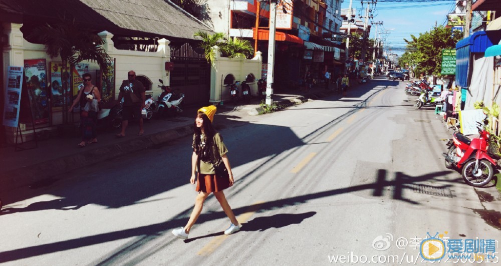 李梦颖街拍照写真 李梦颖高清写真_李梦颖高清剧照