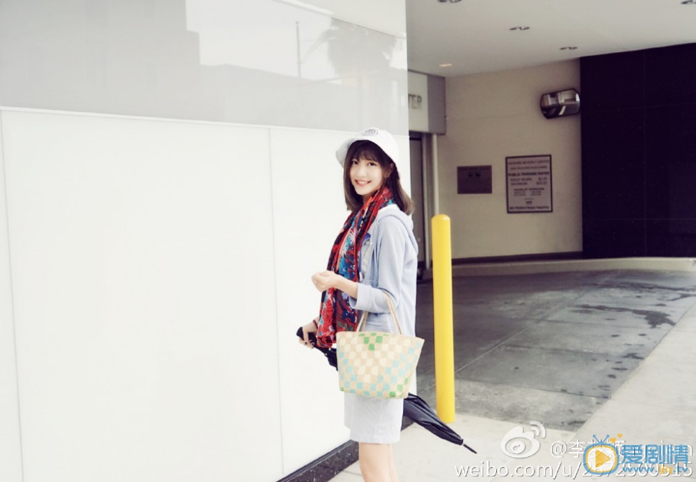 李梦颖街拍照写真 李梦颖高清写真_李梦颖高清剧照