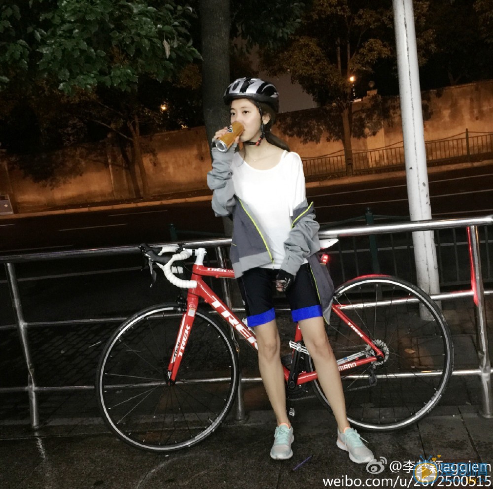 李梦颖旅行照写真 李梦颖高清写真_李梦颖高清剧照