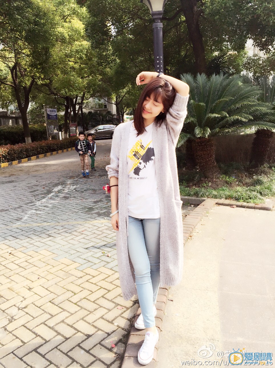 李梦颖校园照写真 李梦颖高清写真_李梦颖高清剧照