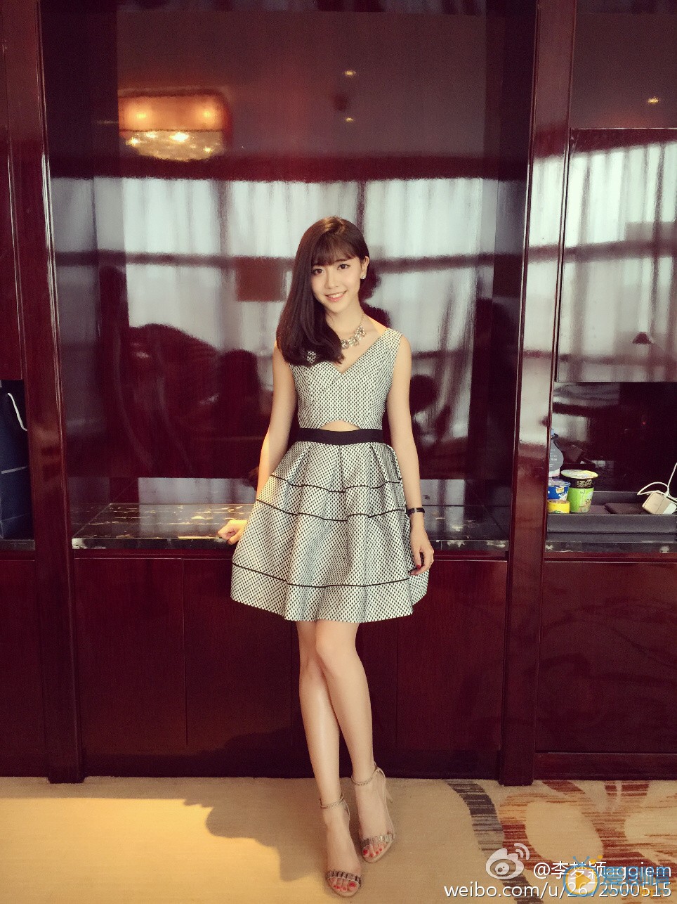李梦颖优雅写真 李梦颖高清写真_李梦颖高清剧照