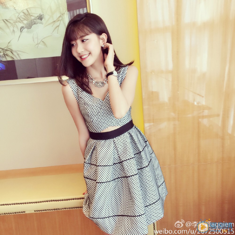 李梦颖优雅写真 李梦颖优雅写真