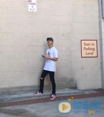 马伯骞街拍写真 马伯骞高清写真_马伯骞高清剧照