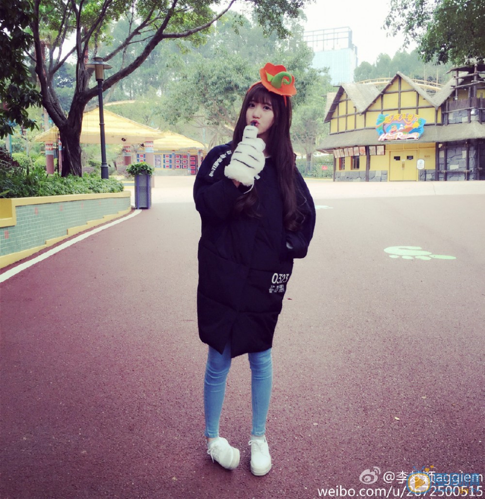 李梦颖校园照写真 李梦颖高清写真_李梦颖高清剧照