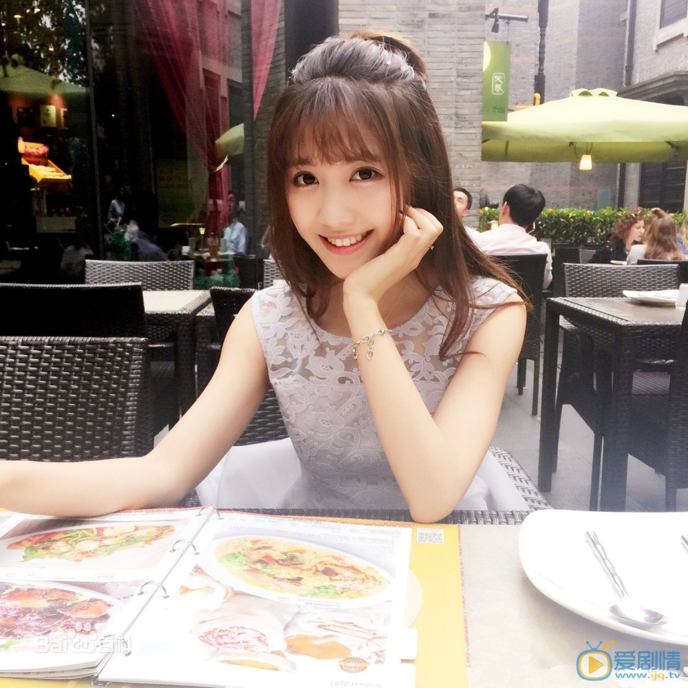 李梦颖优雅写真 李梦颖高清写真_李梦颖高清剧照