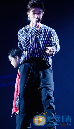马伯骞演唱会照写真 马伯骞高清写真_马伯骞高清剧照