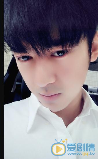 李鹤早期照 李鹤高清写真_李鹤高清剧照
