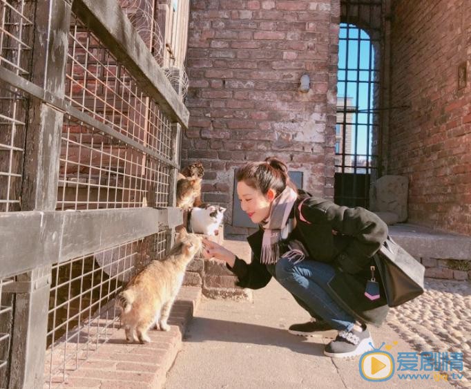 李思函生活照 李思函高清写真_李思函高清剧照