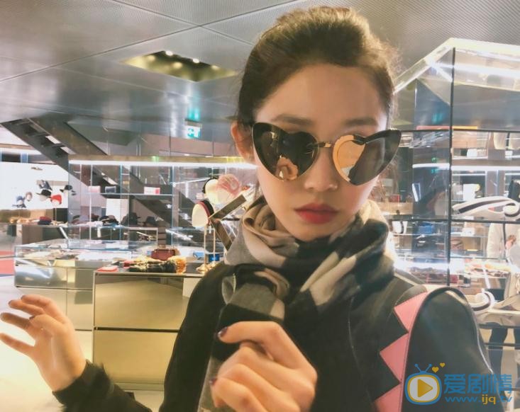 李思函生活照 李思函高清写真_李思函高清剧照