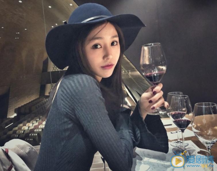 李思函生活照 李思函高清写真_李思函高清剧照