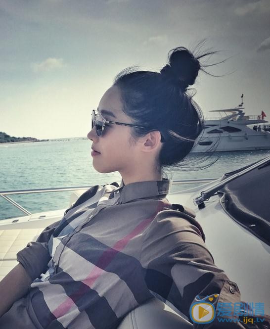 李思函生活照 李思函高清写真_李思函高清剧照