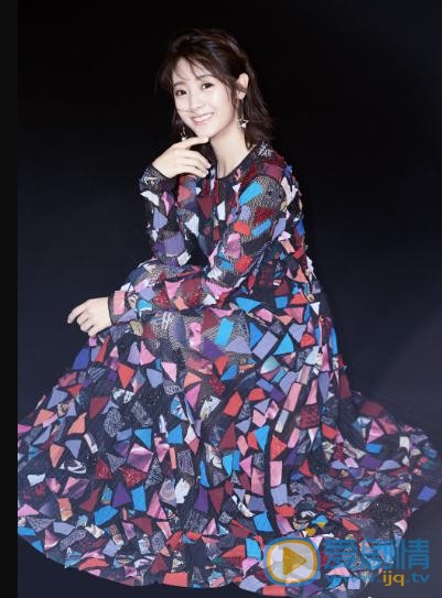 邢菲晚礼服照写真 邢菲高清写真_邢菲高清剧照