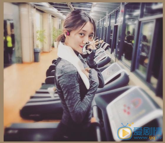郑雅文生活照 郑雅文高清写真_郑雅文高清剧照