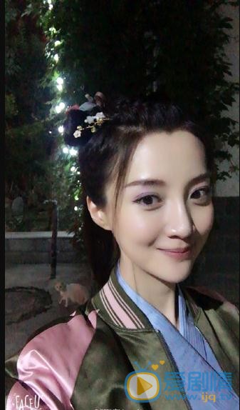 郑雅文微博配图写真 郑雅文高清写真_郑雅文高清剧照