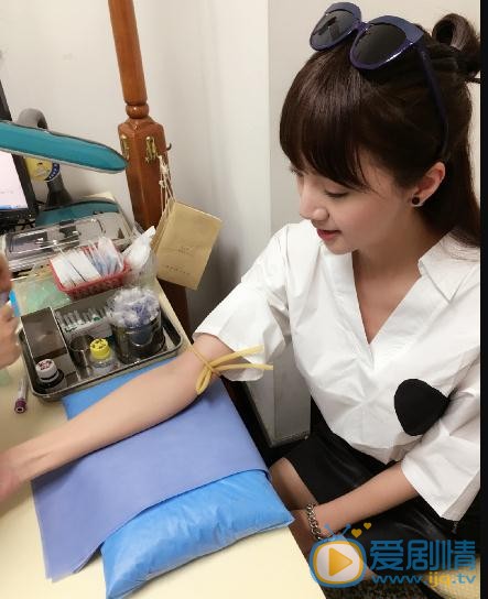 郑雅文微博配图写真 郑雅文高清写真_郑雅文高清剧照